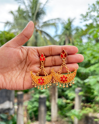 Traditional Assamese Boat-Shaped Gold Necklace